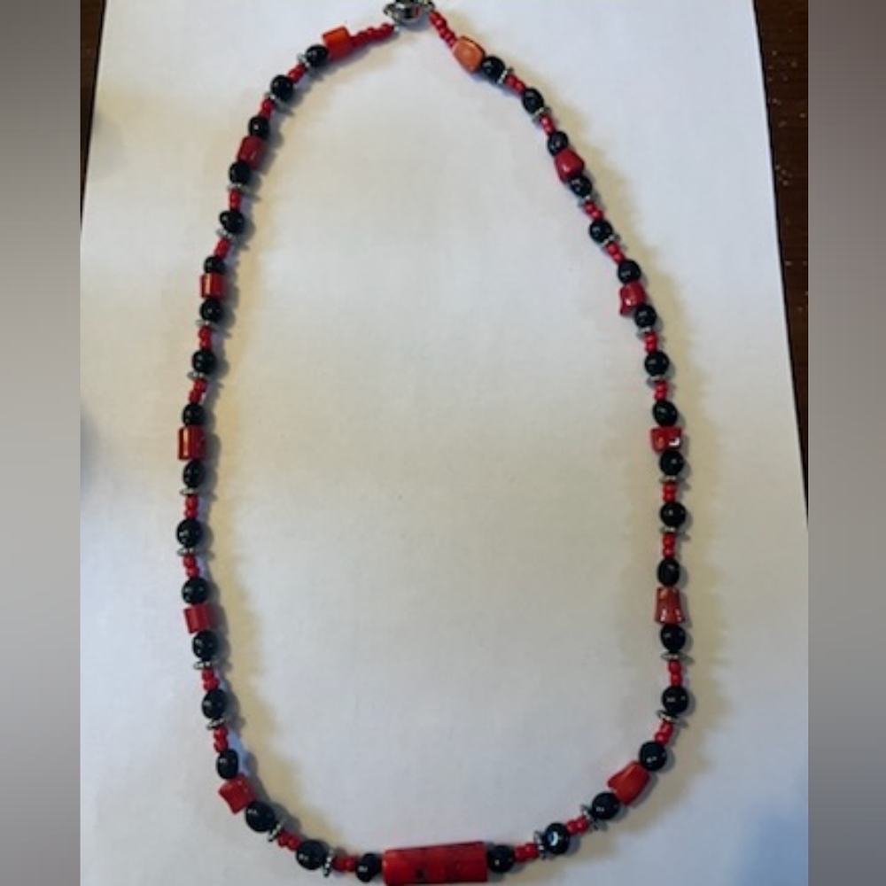 Jelly's Jewelry and Boutique Handcrafted Elegant Red and Black Beaded Necklace